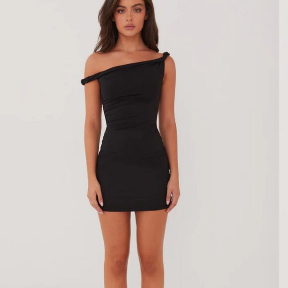 Brand new off the shoulder sexy black mini dress - Picture 1 of 4
